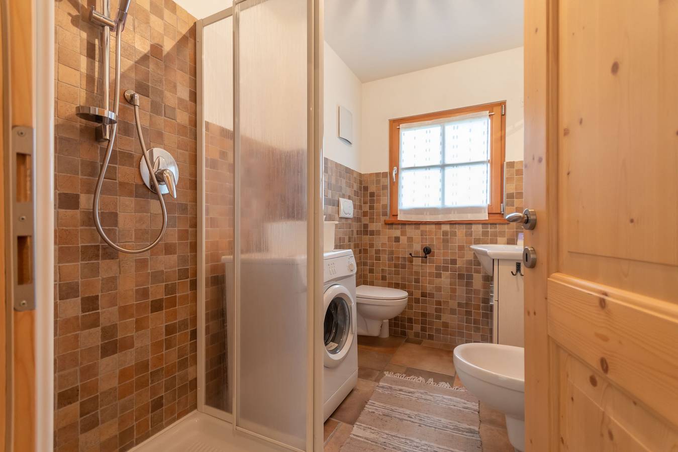 Apartamento entero, Casa De La Veisc in Pozza di Fassa, San Giovanni di Fassa