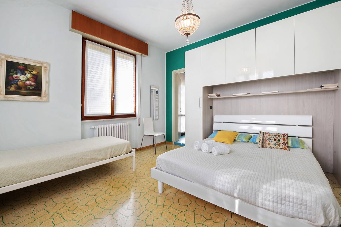 Zimmer 'Swan Matrimoniale Green' mit Gemeinschaftspool, Wi-Fi und Klimaanlage in Manerba del Garda, Gardasee-Berge