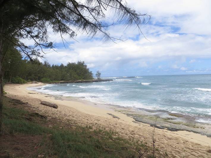 Vacation rental for 4 people, with pool and balcony in Turtle Bay