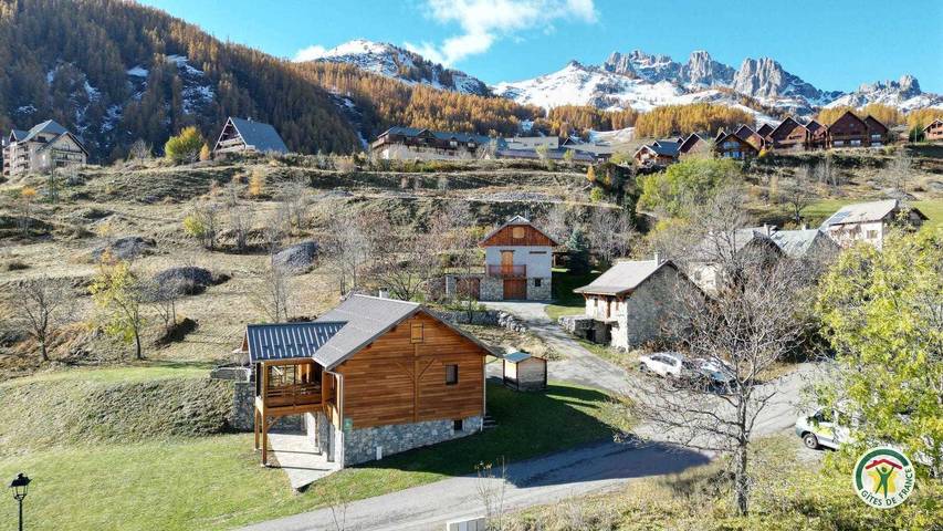 Chalet Clanojo in Réallon, Écrins National Park