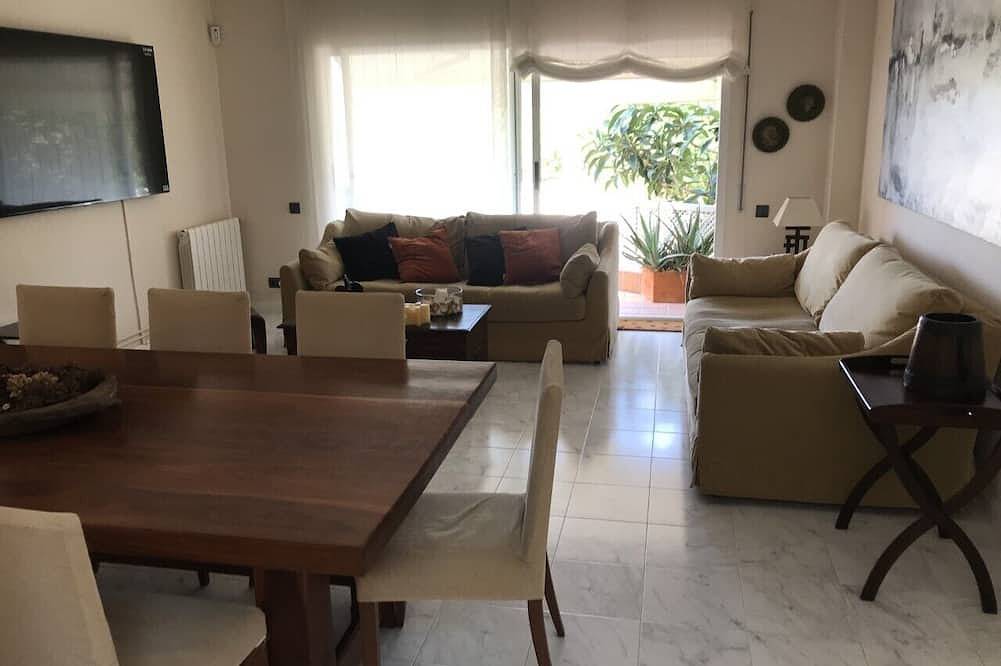 Haus In Der Vor Dem Meer in el Balmí Gran (Sitges), Sitges