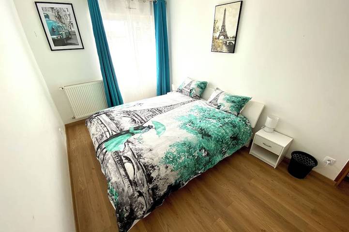 Location de vacances pour 12 personnes à Drancy - 2