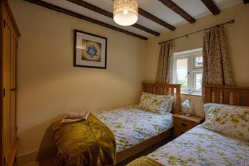 Cottage for 4 People in The Cotswolds, Midlands, Photo 4