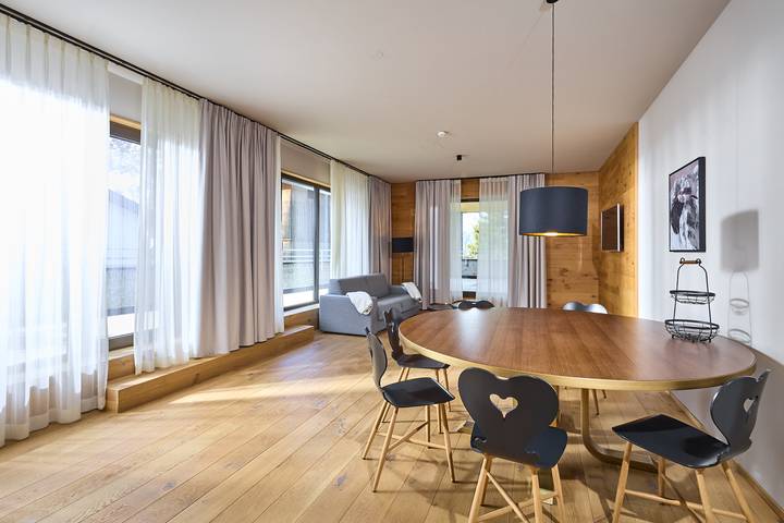 Ferienwohnung für 6 Personen, mit Balkon in Schröcken