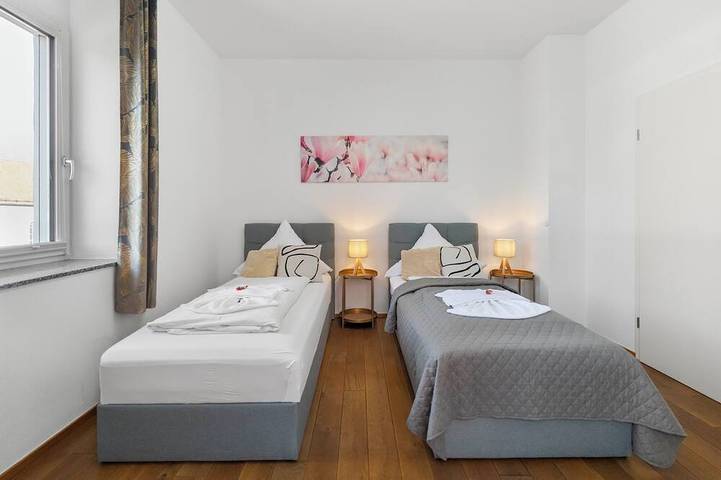 Gîte pour 9 personnes à Burgau - 4