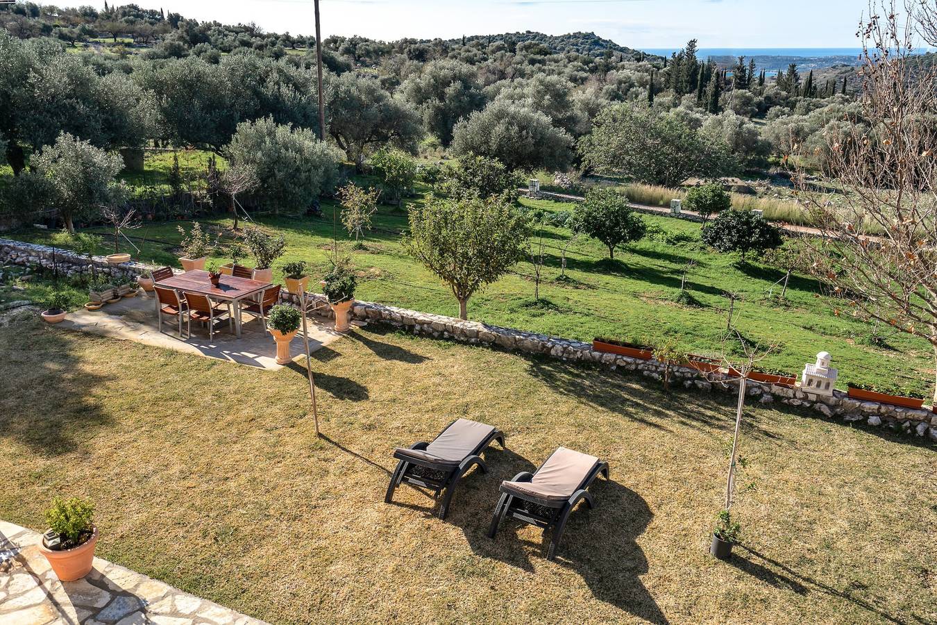 Entire studio, Studio Apartment "Zoi studio" with Sea View, Shared Garden & Wi-Fi in Kefalonia