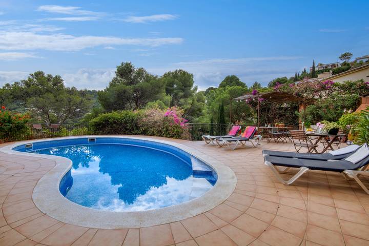 Ferienhaus für 8 Personen, mit Terrasse und Garten in Begur - 4