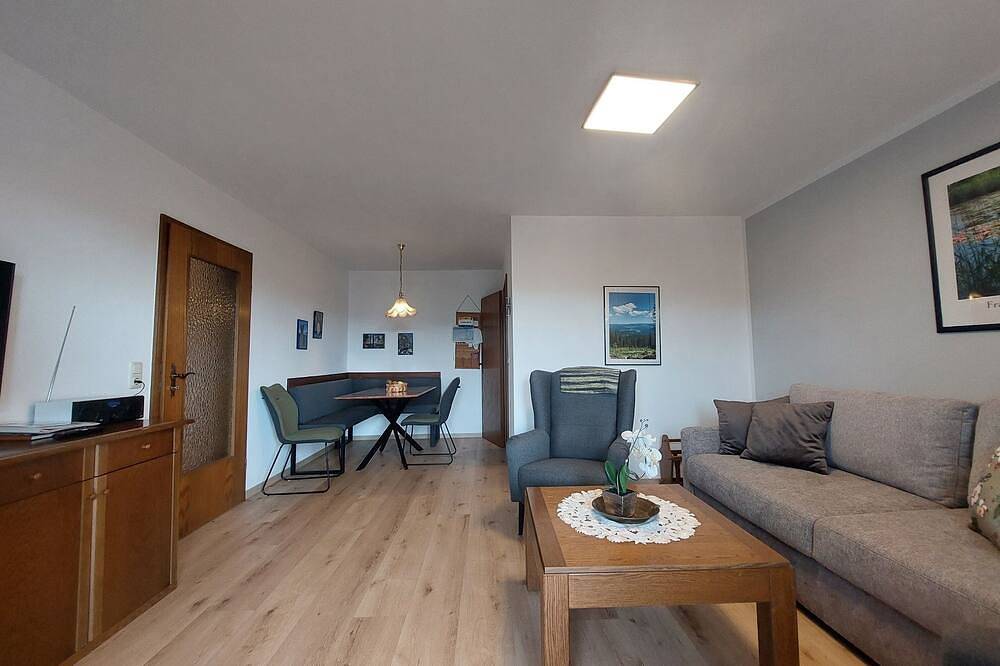 Ganze Wohnung, Fewo mit malerischem Bergblick im Bayerischen Wald - Whg. 24, 2.Og, 2 Zi., in Bischofsmais, Ostbayern