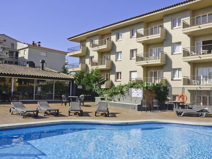 Appartement de vacances pour 4 personnes, avec jardin et piscine - 1