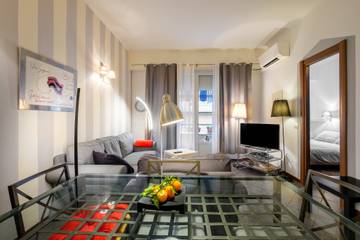 Apartment for 4 People in Nice (France), Nice region, Photo 2