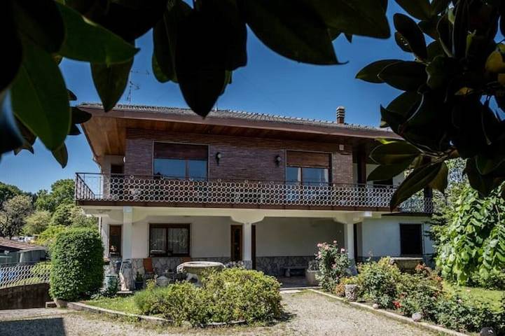 Villa Gabri 1 | Ein Zuhause zum Leben, zwischen Natur & Lago Maggiore in Arona (Lago Maggiore), Arona Gemeinde