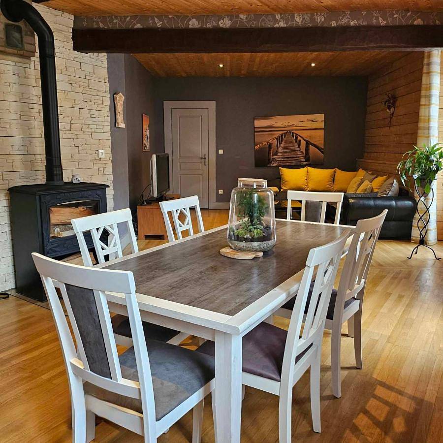 Appartement entier, Three-Bedroom Apartment in La Chapelle-en-Vercors, Parc naturel régional du Vercors