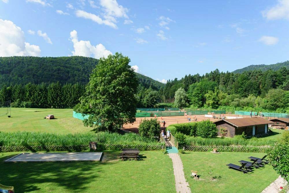Sportpark Warmbad-Villach in Gailtaler Alpen, Villach