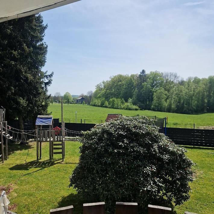 Gîte pour 4 personnes, avec jardin à Wiehl - 2