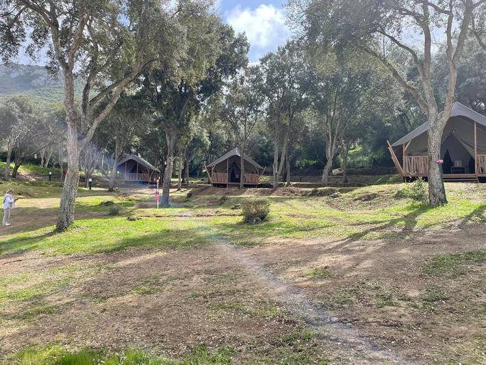 Tente pour 4 personnes, avec vue ainsi que jardin et terrasse en Corse-du-Sud - 3
