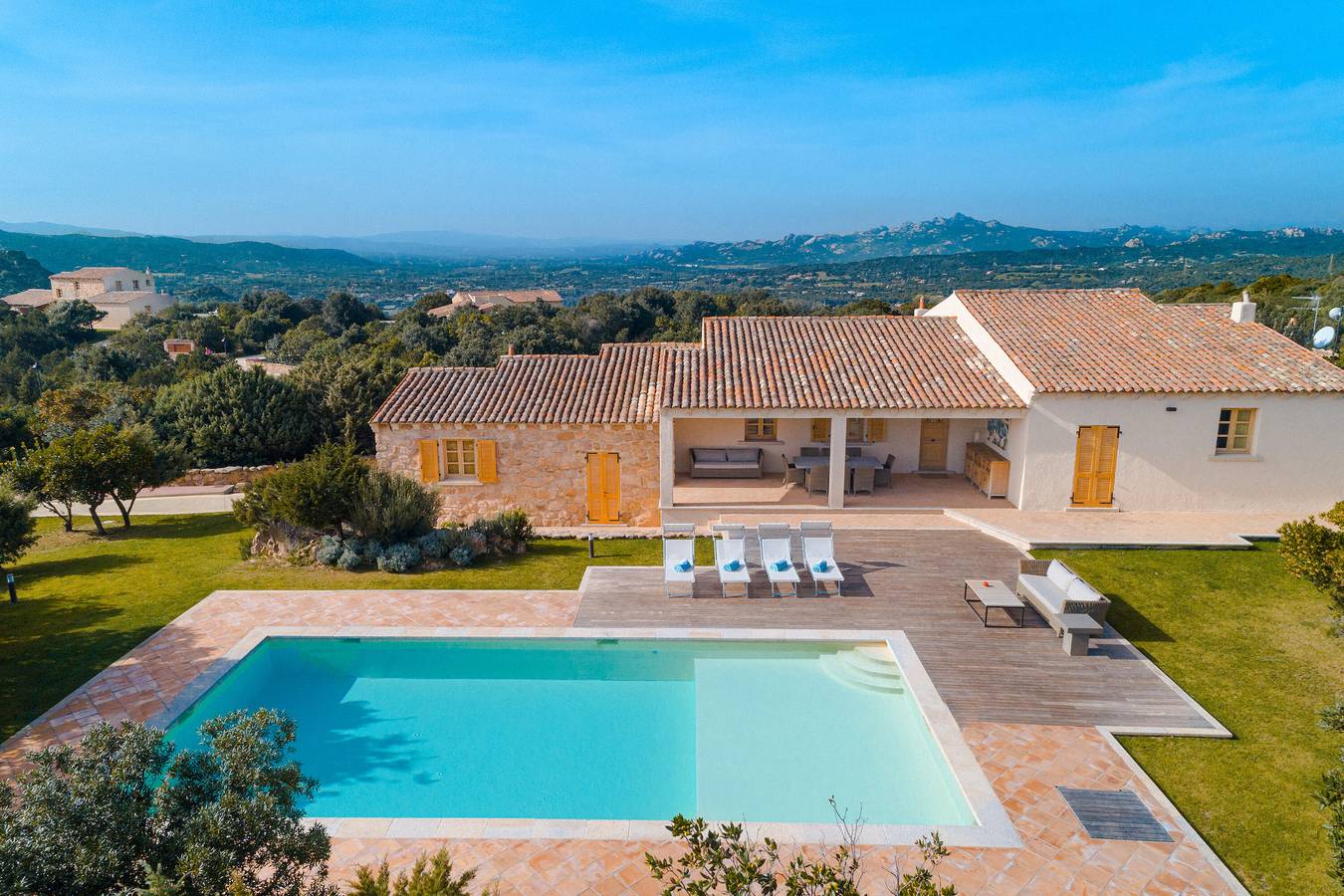 Villa 'Zino' with Sea View, Private Pool and Wi-Fi in Arzachena, Costa Smeralda