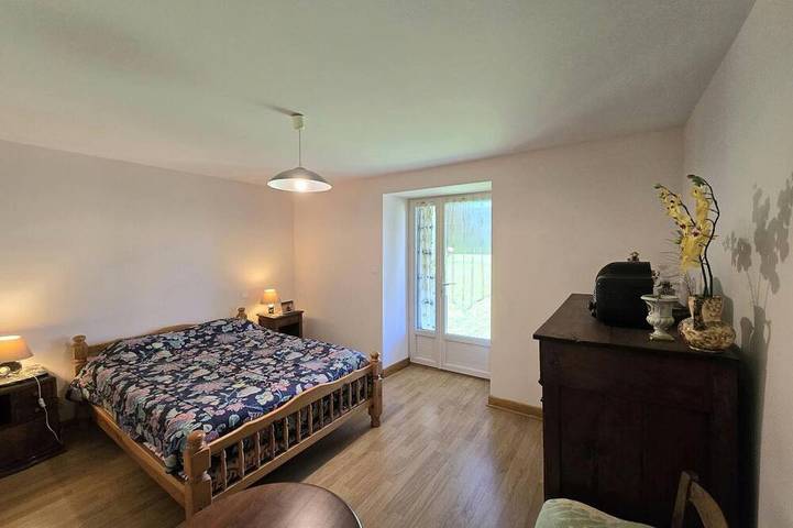 Gîte pour 6 personnes, avec jardin à Tourtoirac - 2