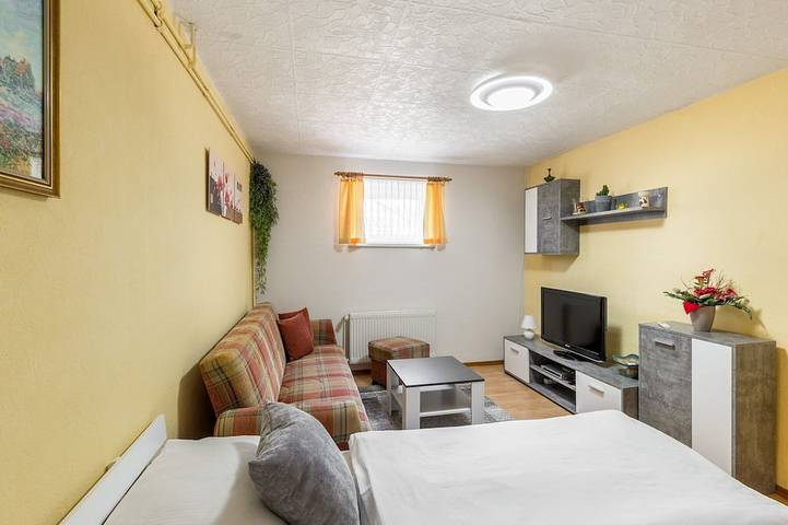 Ferienwohnung für 4 Personen, mit Terrasse und Balkon/Terrasse in Damshagen - 2