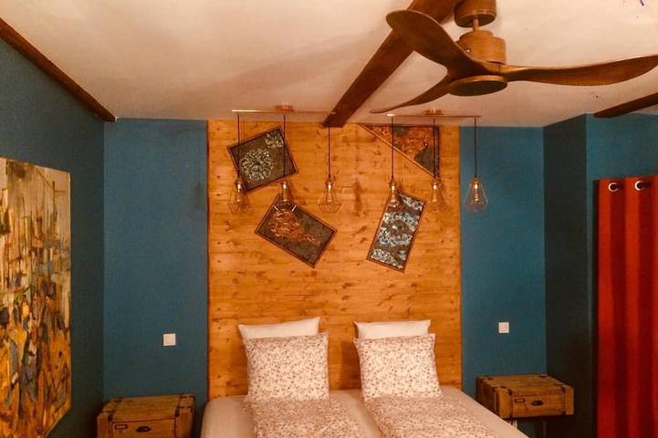 Gîte pour 2 personnes, avec Terrasse ainsi que Jardin et Piscine à Saint-Étienne-de-Boulogne - 2