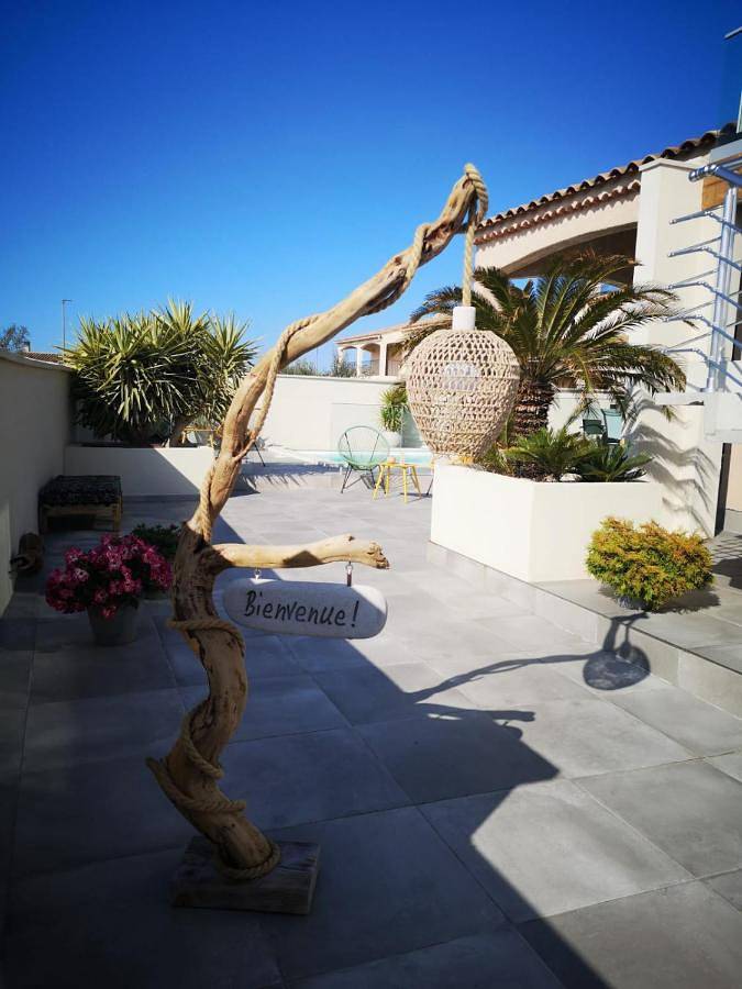 Chambre d’hôte pour 2 personnes, avec jardin ainsi que vue et piscine à Arles - 4