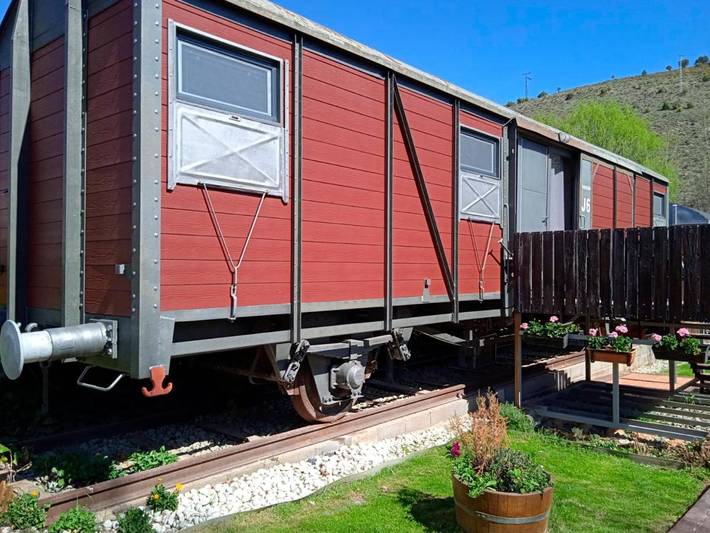 Casa rural para 2 personas, con Balcón y Terraza además de Jardín y Piscina en Provincia de Guadalajara - 2