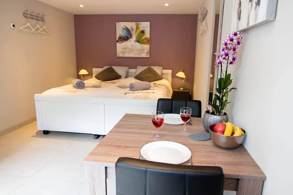 Geheel appartement, Luxe studio centraal in Nederland in Soesterberg, Provincie Utrecht