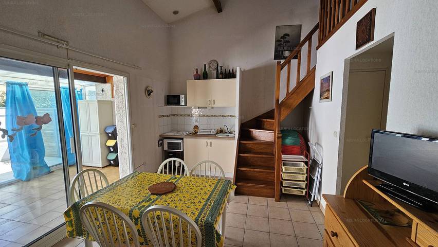 Gîte pour 5 personnes, avec Terrasse et Piscine dans Plage Rochelongue - 2