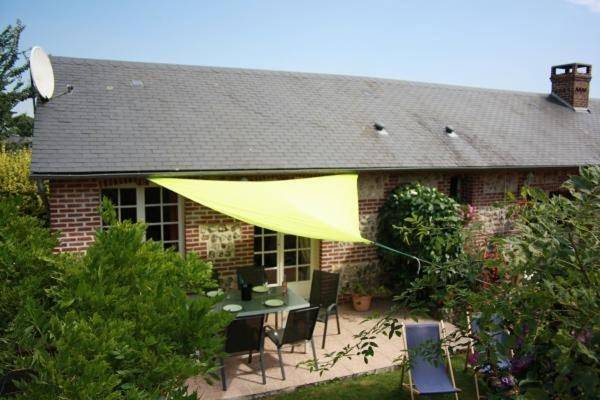 Location de vacances pour 6 personnes, avec jardin et vue à Gerponville