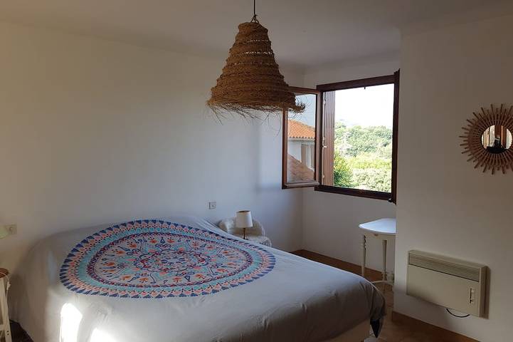 Location de vacances pour 10 personnes, avec jardin ainsi que jacuzzi et terrasse à Maureillas-las-Illas - 2