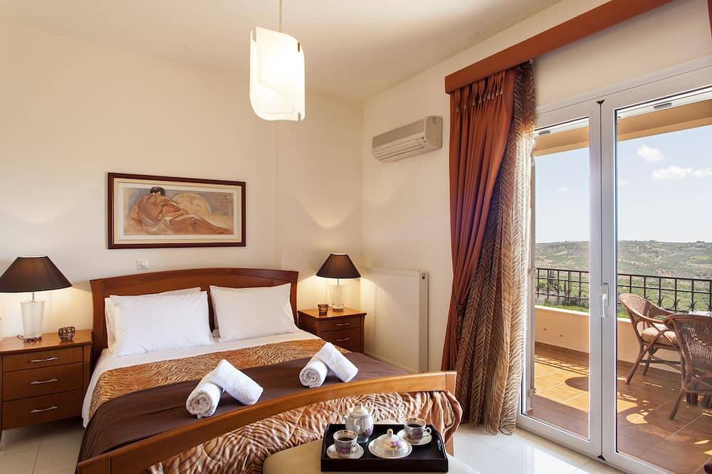 Komfortable und geräumige private Villa mit Pool und ruhiger Umgebung in Iraklio-Heraklion und Umgebung