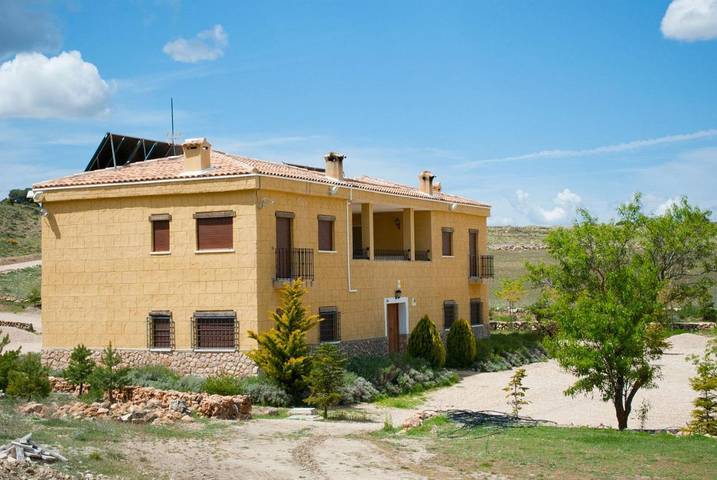 Casa de vacaciones para 5 personas, con jardín además de vistas y piscina en Sierra de Alcaraz - 2