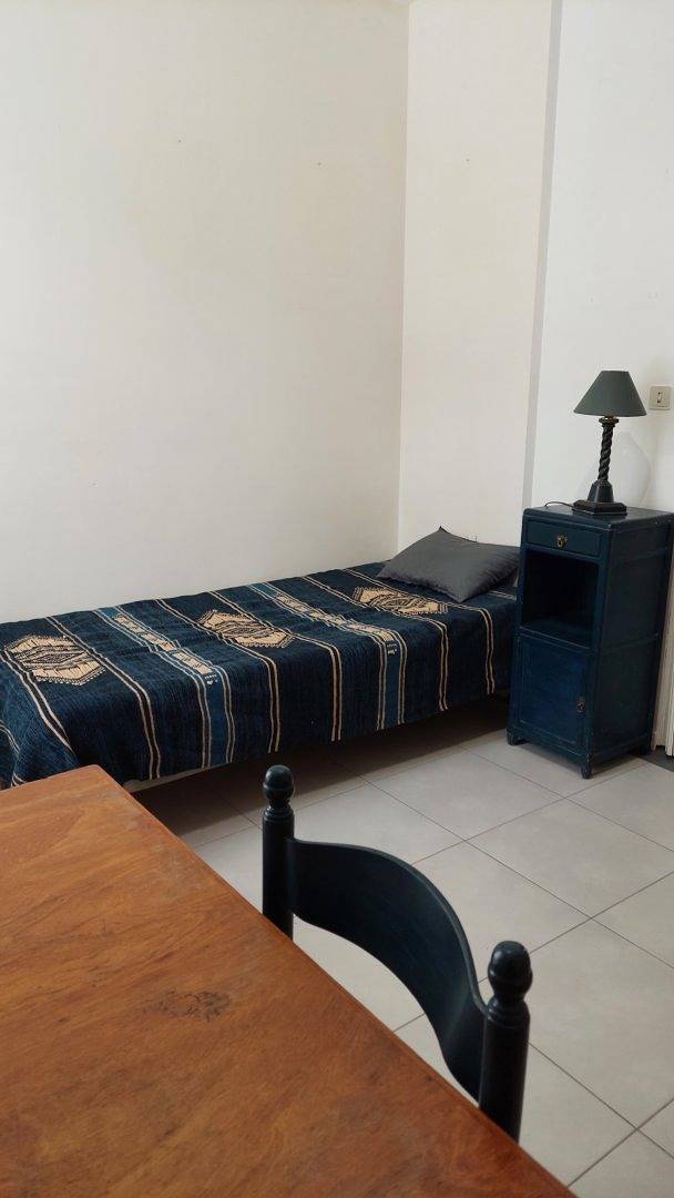 Studio entier, Studio meublé, pour 1 personne (2 avec lit d'appoint) in Tours, Région de Tours