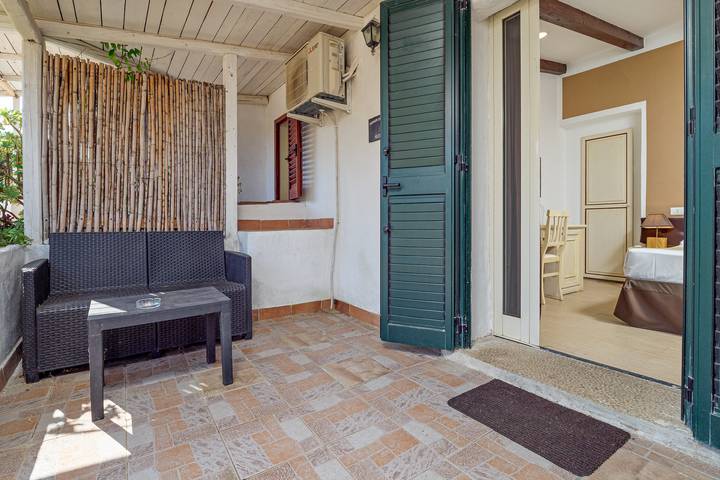 Gîte pour 2 personnes, avec jardin, animaux acceptés à Arzachena - 2