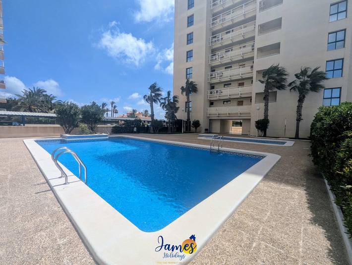 Apartment for 4 people, with pool and balcony/terrace, child-friendly in Mar Azul Torrevieja