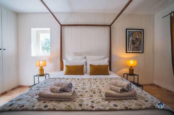 Location de vacances pour 12 personnes, avec terrasse et jardin à Fons-sur-Lussan - 4