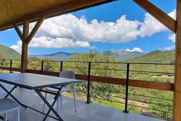 Gîte pour 5 personnes, avec jardin à Zicavo
