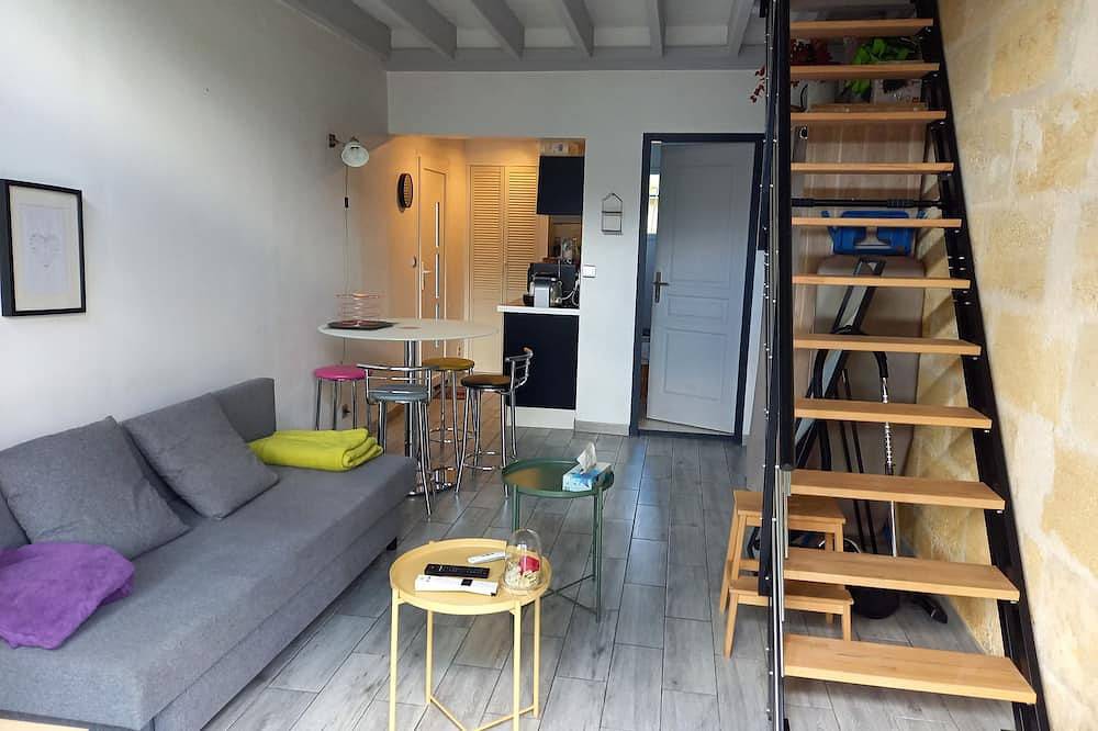 Entire apartment, Appartement Avec Terrasse in Caudéran (Bordeaux), Bordeaux