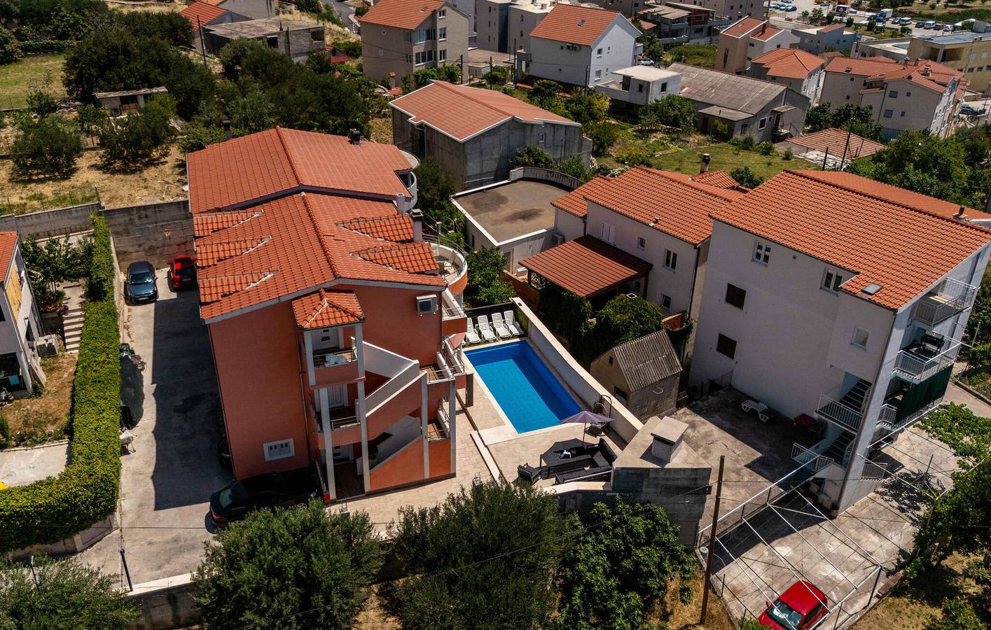 Ganze Ferienwohnung, Gemütliche 2-Zimmer-Wohnung mit Pool, WLAN und Terrasse in der Nähe der Sehenswürdigkeiten von Solin in Solin, Split-Dalmatien