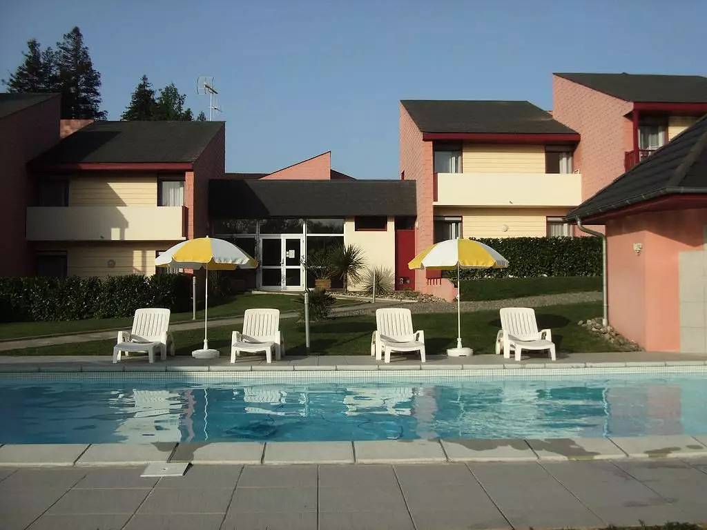Apartamento entero, Apartamento 2 estancias 1/2 personas - Planta in Salies-de-Béarn, Béarn