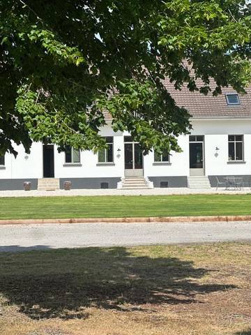 Location de vacances pour 15 personnes, avec vue ainsi que vue sur le lac et jardin à Rue (homonymie)