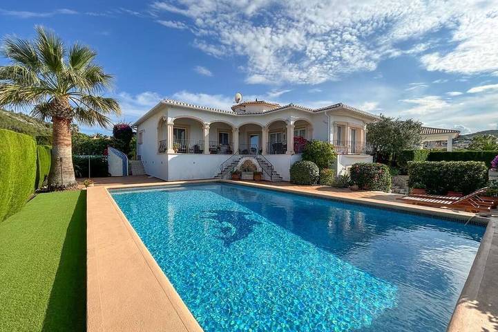 Villa für 5 Personen, mit Whirlpool in Dénia