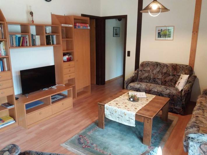 Ferienanlage für 5 Personen, mit Balkon und Terrasse in Waldbrunn - 2