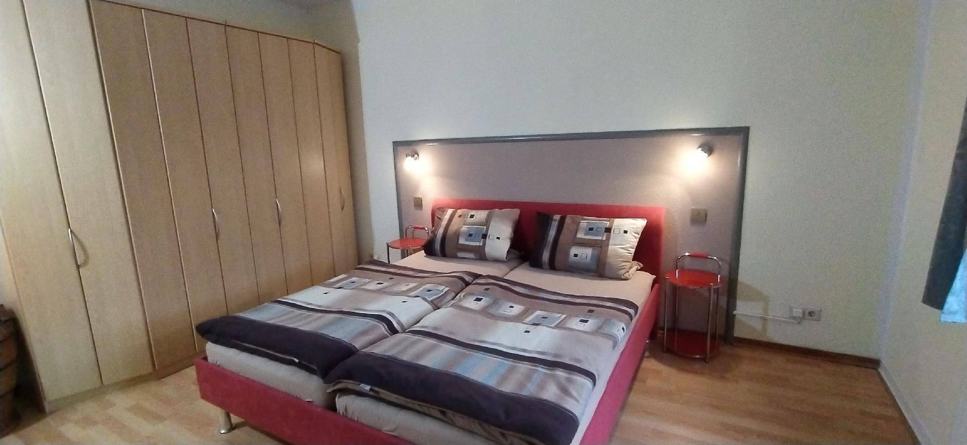 Ganze Ferienwohnung, Fewo mit Balkon, ideal für Erholung und Kultur in Görlitz, Lausitz