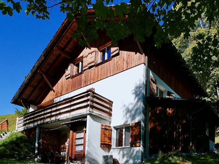 Ferienhaus Diggelmann - 5,5 - 7 Zimmer Ferienhaus Diggelmann in Matt, Glarus Süd