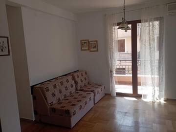 Gîte pour 4 personnes, avec terrasse et vue dans Risan