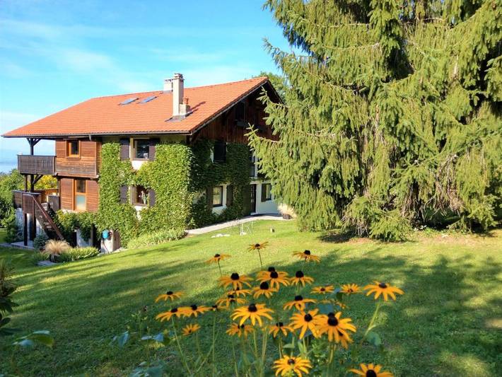 Chambre d’hôte pour 5 personnes, avec vue ainsi que terrasse et jardin dans Lac Léman (France) - 3