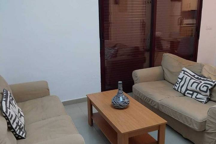 Gîte pour 4 personnes, avec piscine et terrasse à Isla Plana - 3