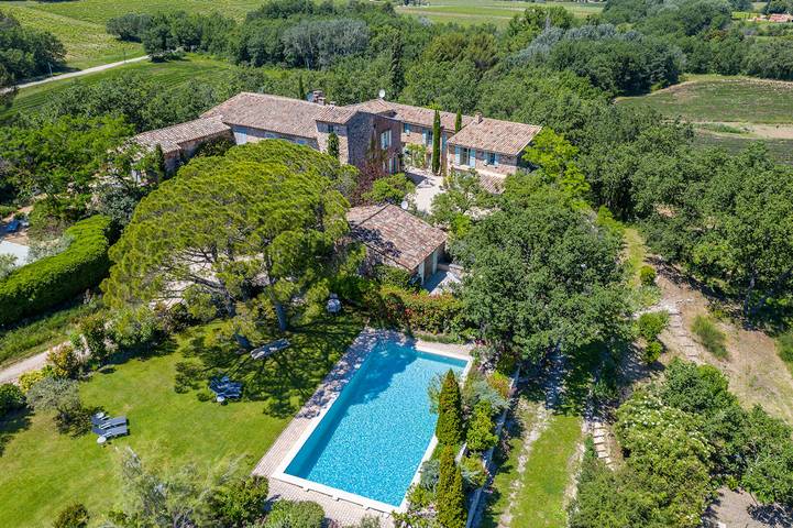 Gîte pour 2 personnes, avec jardin et piscine à Roussillon - 2