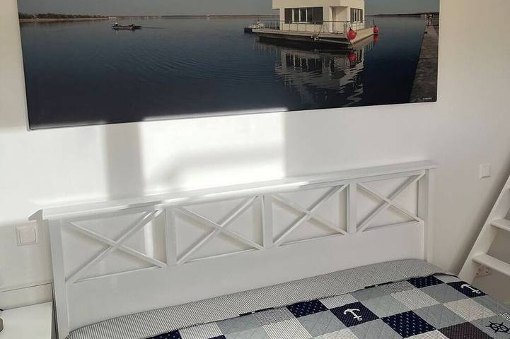Ganze Wohnung, Hausboot für 6 Gäste mit 144m² in Bitterfeld-Wolfen in Großer Goitzschesee, Bitterfeld-Wolfen