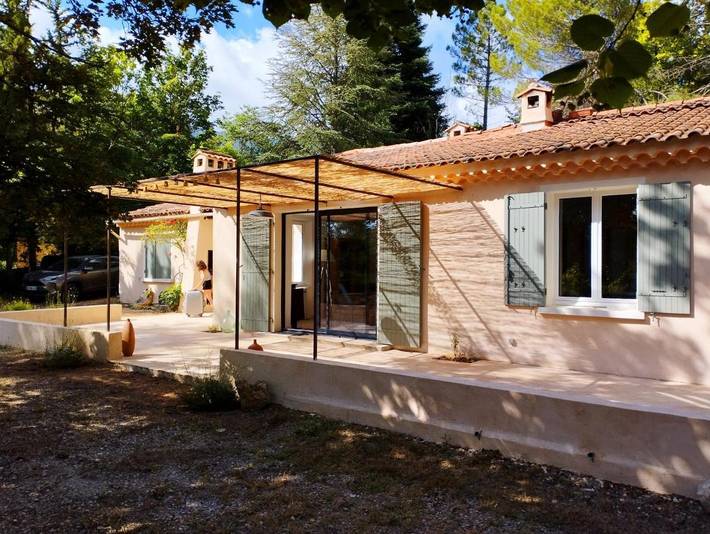 Location de vacances pour 7 personnes, avec jardin et piscine, animaux acceptés à Saint-Martin-de-Castillon - 2